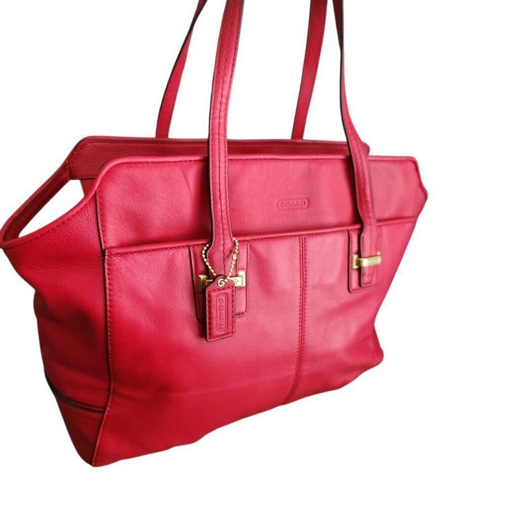 Coach Shoulder Bag Taylor Red Leather Double  Handle Zipper Closure‎ Tote